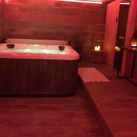بيت للعطل Domaine Du Peyron- La Maison De Famille- Sauna *